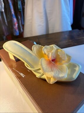 Yellow Floral Slide Mule with Decorative Accent